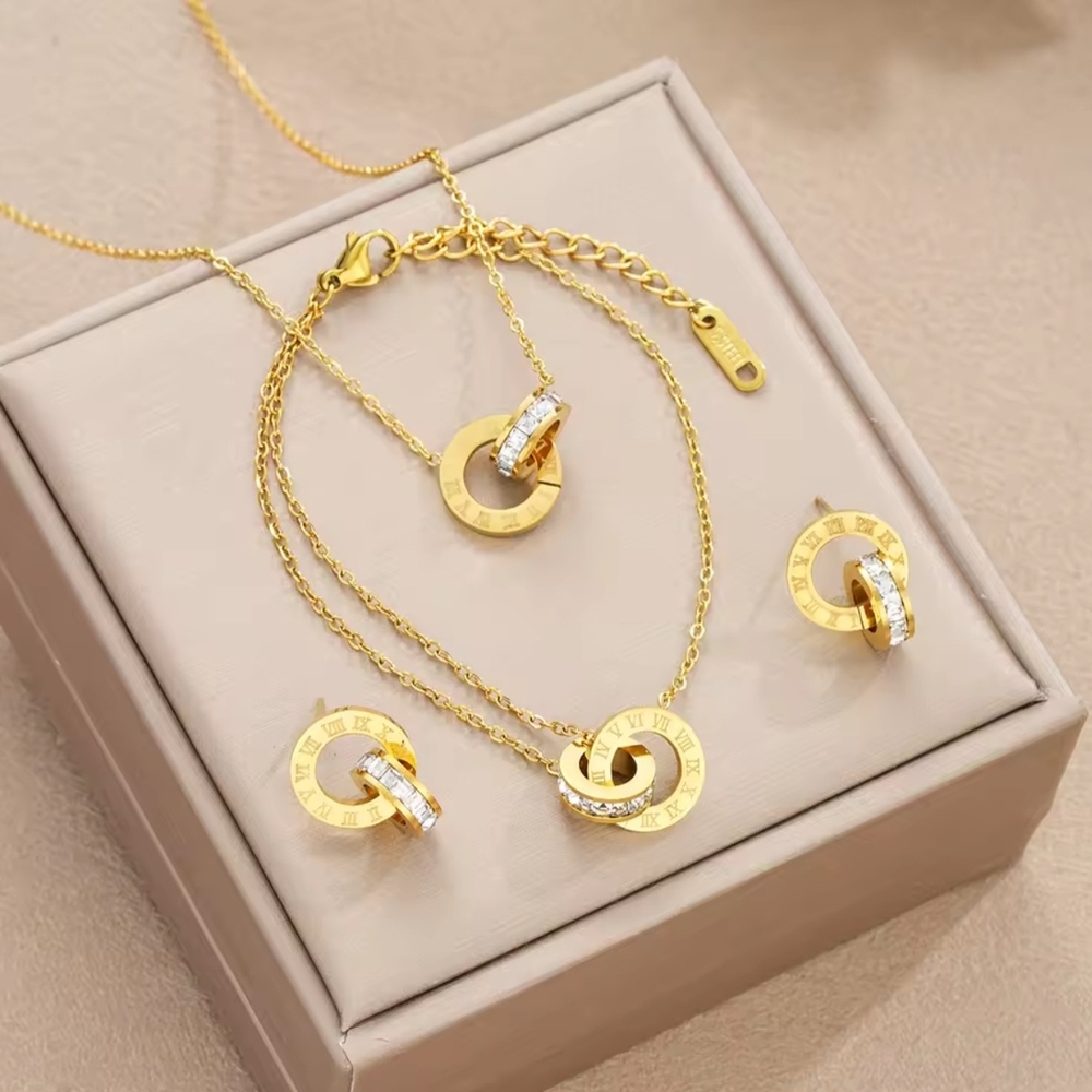 Elegant Gold 4pc Jewelry Set